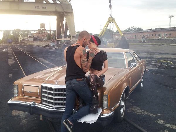 "Mała kobietka o płucach Tysona i głosie Osbourne'a" - napisał o Ewelinie Kuba Wojewódzki