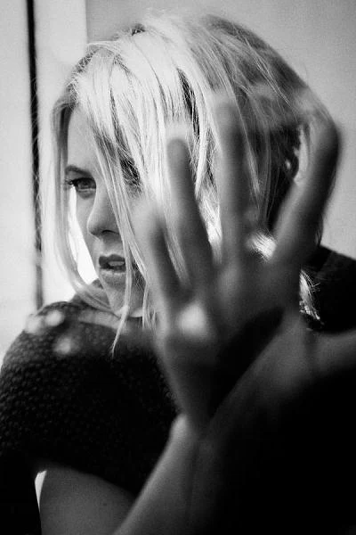 Wokalistka rezygnuje z brzmień retro, które były jej znakiem rozpoznawczym