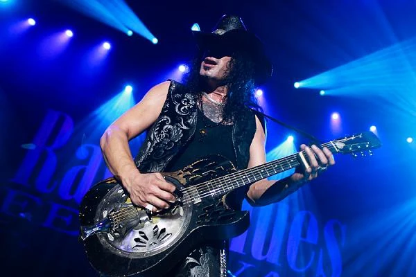 Eric Sardinas & Big Motor