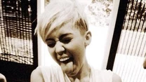 Nowa, zbuntowana (?) Miley Cyrus