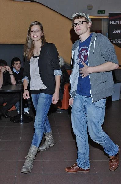 W kwietniu 2010 roku ukazała się ścieżka dźwiękowa do serialu "Majka", na której znalazło się pięć pioesenek w wykonaniu Ali Boratyn. Od tego czasu o Ali jest cicho w show-biznesie W kwietniu 2010 roku ukazała się ścieżka dźwiękowa do serialu "Majka", na której znalazło się pięć pioesenek w wykonaniu Ali Boratyn. Od tego czasu o Ali jest cicho w show-biznesie