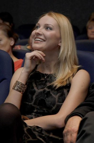 Joanna Moro zaliczyła epizodyczne role w takich serialach jak "M jak miłość", "Na dobre i na złe", "Na Wspólnej", "Majka" czy "Barwy szczęścia"