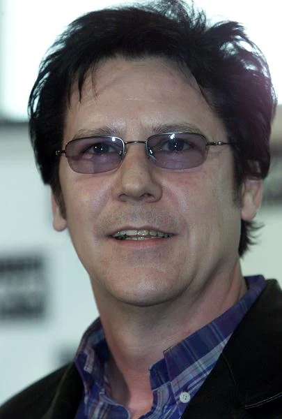 Najmłodszy z jedenaściorga dzieci weterana I wojny światowej Jacka (zmarł w 1972 roku) i May Barratt swoją karierę rozpoczął w latach 60.