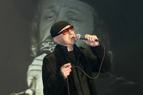 11 marca 2012 roku zmarł Bogusław Mec, jeden z najpopularniejszych polskich piosenkarzy lat 70. W pierwszą rocznicę jego śmierci przypominamy sylwetkę wokalisty