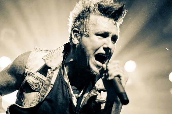Zobacz zdjęcia z koncertu grupy Papa Roach w krakowskim klubie Studio