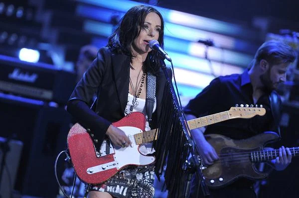 "Pamiętam, jak zakładałam sukienki mamy i udawałam Kate" - wspomina w rozmowie z PAP Life