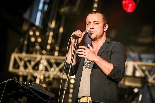 Czesław Śpiewa Czesław Śpiewa