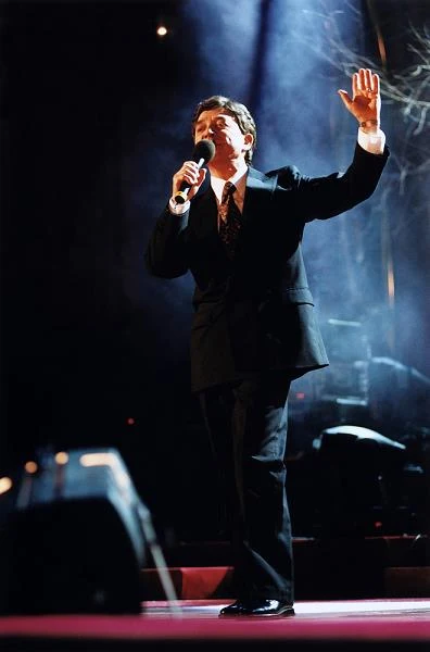 To oczywiście tylko fragment wspaniałej dyskografii Jerzego Połomskiego, który w repertuarze ma również takie klasyki, jak "Nie zapomnisz nigdy", "Kiedy znów zakwitną białe bzy", "Moja miła, moja cicha", "Błękitna chusteczka", "Wszystko dla Pań" czy "Ta ostatnia niedziela".