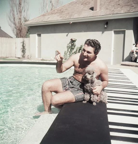W latach 50., 60. i 70. Liberace był najlepiej opłacanym artystą na świecie W latach 50., 60. i 70. Liberace był najlepiej opłacanym artystą na świecie