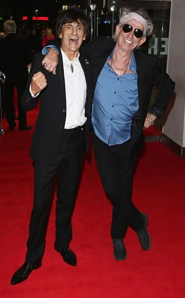 Dwaj gitarzyści Stonesów: Ronnie Wood i Keith Richards (fot. Tim Whitby)