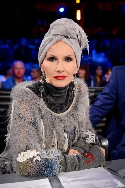 Udział Kory w jury długo był niepewny ze względu na jej chorobę nowotworową