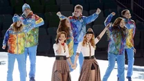 Rosyjski duet wykonał swój wielki przebój "Nas nie dogoniat"