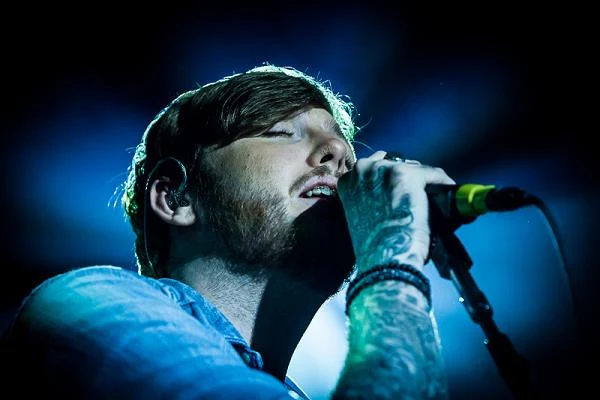 Po raz pierwszy James Arthur odwiedził Polskę w połowie listopada 2013 r. Po raz pierwszy James Arthur odwiedził Polskę w połowie listopada 2013 r.