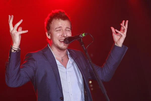 Obecnie Piotr Kupicha i zespół Feel przygotowują swój czwarty album Obecnie Piotr Kupicha i zespół Feel przygotowują swój czwarty album