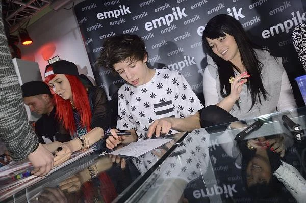 Saszan, Dawid Kwiatkowski i Jula - fot. Jarosław Antoniak