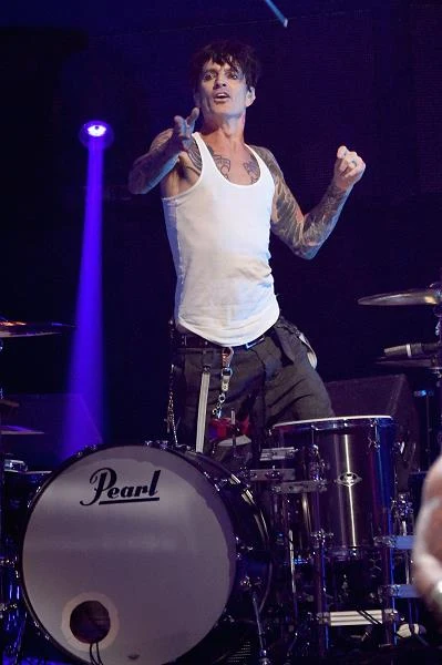 Tommy Lee z Motley Crue rozwodził się trzykrotnie - w tym z Pamelą Anderson (fot. Ethan Miller)