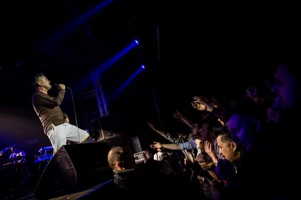 Morrissey na scenie w Stodole Morrissey na scenie w Stodole