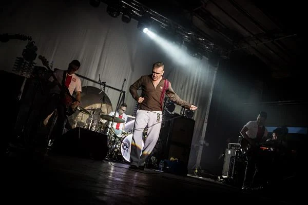 To nie pierwsze tego typu wydarzenie z udziałem Morrisseya. W 2009 roku przerwał on jeden ze swoich koncertów, bo poczuł mięso. To nie pierwsze tego typu wydarzenie z udziałem Morrisseya. W 2009 roku przerwał on jeden ze swoich koncertów, bo poczuł mięso.