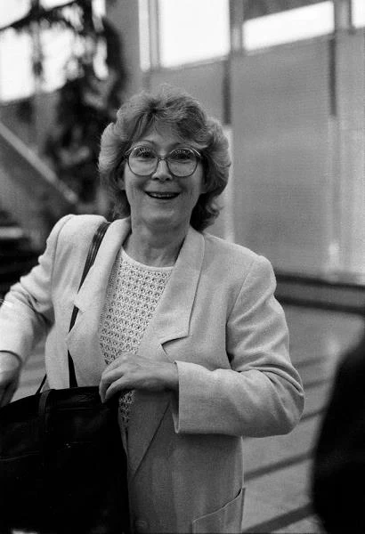 Irena Santor na Festiwalu Piosenki Polskiej w Opolu w 1990 roku. (fot. Mieczysław Włodarski)