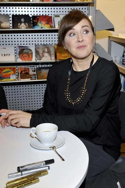 Edyta Bartosiewicz w 2013 roku. Edyta Bartosiewicz w 2013 roku.