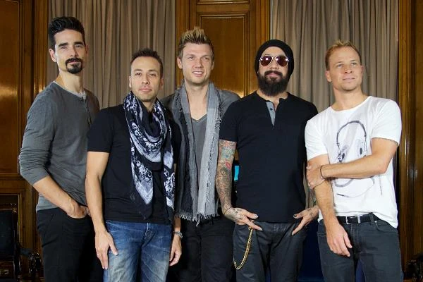 W czerwcu 2006 roku z zespołu zdecydował się odejść najstarszy w grupie Kevin Richardson (rocznik 1971 - na zdjęciu pierwszy z lewej). Obie strony podkreślały, że rozstanie odbyło się w przyjaźni i że drzwi do powrotu są zawsze otwarte. Richardson wrócił oficjalnie wiosną 2012 r.