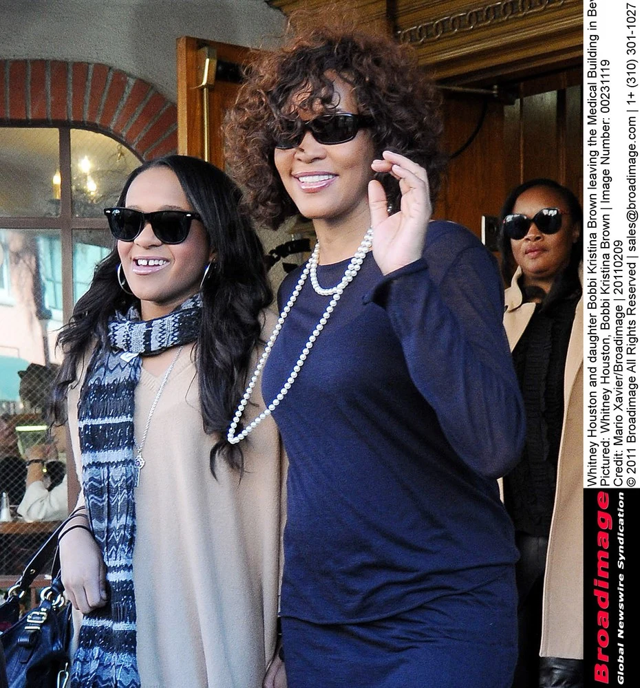 Whitney i Bobbi 