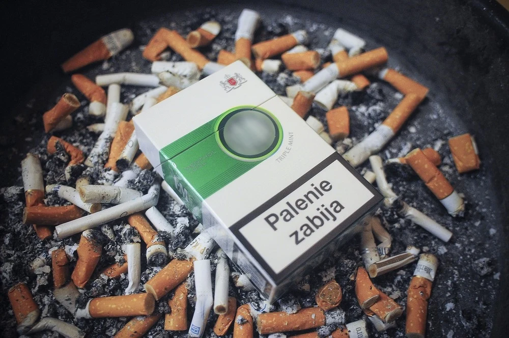 Zakaz palenia w prywatnych samochodach. Dobry pomysl? Zakaz palenia w prywatnych samochodach. Dobry pomysl?