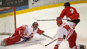 Rafał Radziszewski podczas meczu z Węgrami w turnieju Euro Ice Hockey Challenge