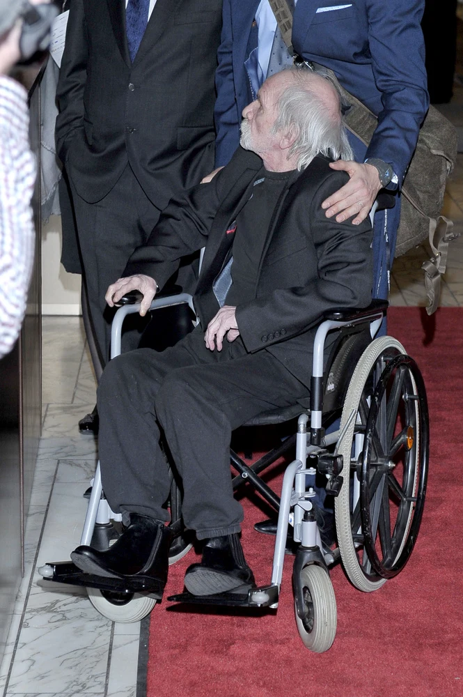 Bohdan Smoleń porusza się na wózgu Bohdan Smoleń porusza się na wózgu