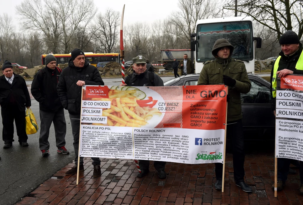 W protestach biorą udział organizacje rolnicze Solidarność Rolników Indywidualnych oraz Ogólnopolskie Porozumienie Związków Zawodowych Rolników i Organizacji Rolniczych