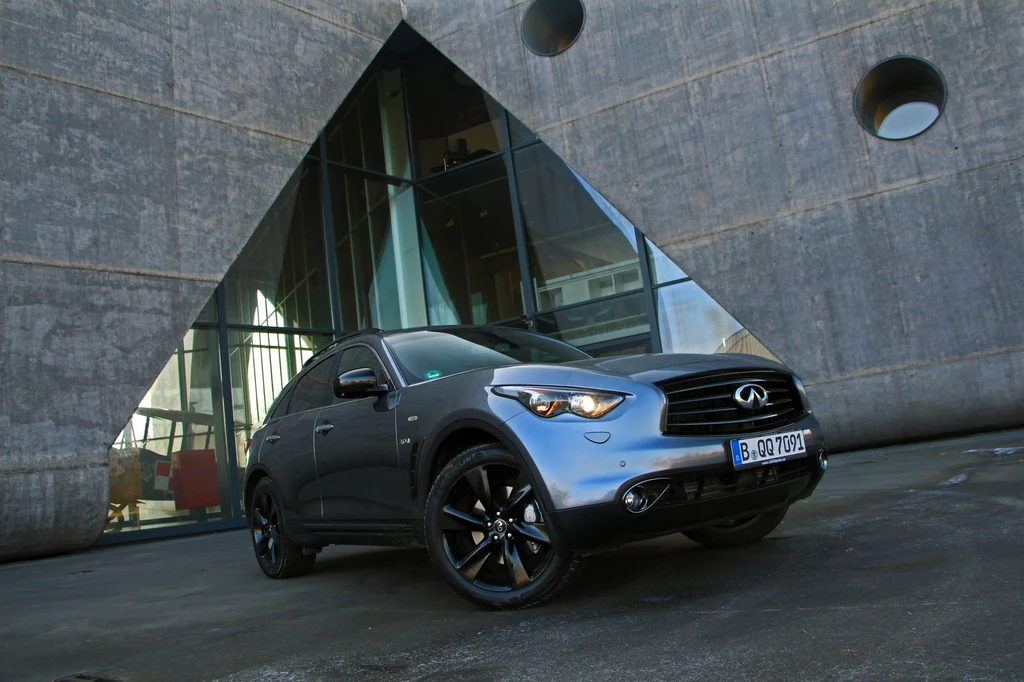 Infiniti QX70 S-Design