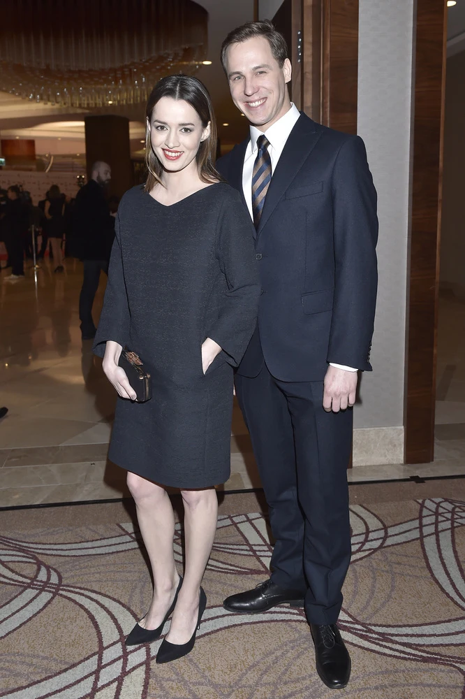 Para chętnie pozowała razem do zdjęć Para chętnie pozowała razem do zdjęć