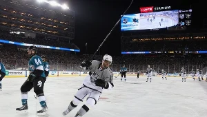 Marian Gaborik świętuje zwycięską bramkę