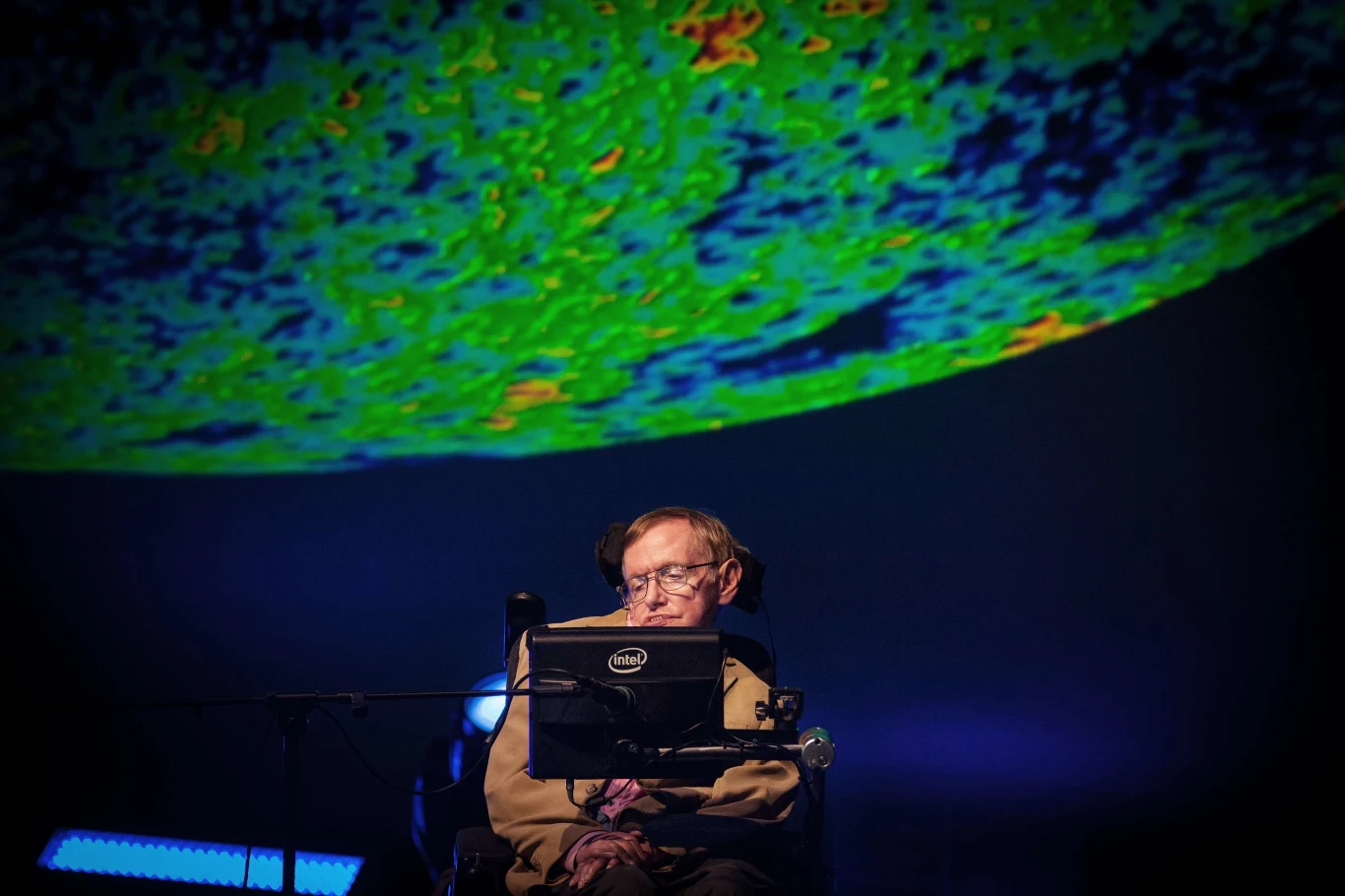Stephen Hawking zachęca ludzi do wyprowadzki na inną planetę Stephen Hawking zachęca ludzi do wyprowadzki na inną planetę