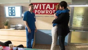 Adam wróci do pracy, a Wiktoria przygotuje mu czułe powitanie. 