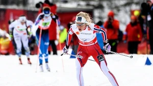Therese Johaug prowadzi Norwegię do złota