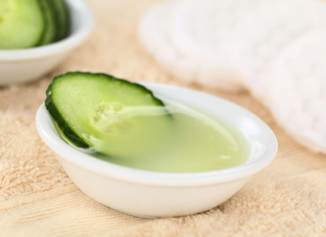 Maska z białka i ogórka pomoże twojej skórze