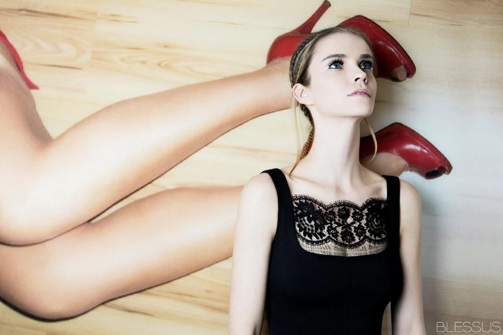 Zdjęcia - Rui Faria / Areia. Modelka Kasia Knioła / RebelModels. Makijaż Magda Sensmęcka. Włosy Hela Hair. Asystentka Klaudyna Młynarska. Koordynacja Ariana Hekmat. Zdjęcia - Rui Faria / Areia. Modelka Kasia Knioła / RebelModels. Makijaż Magda Sensmęcka. Włosy Hela Hair. Asystentka Klaudyna Młynarska. Koordynacja Ariana Hekmat.
