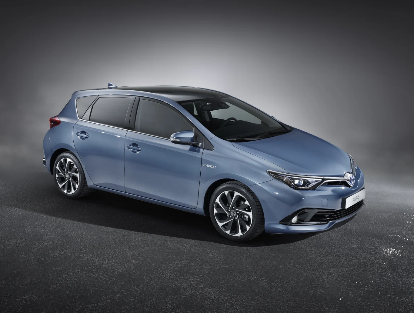 Toyota Auris face lifting