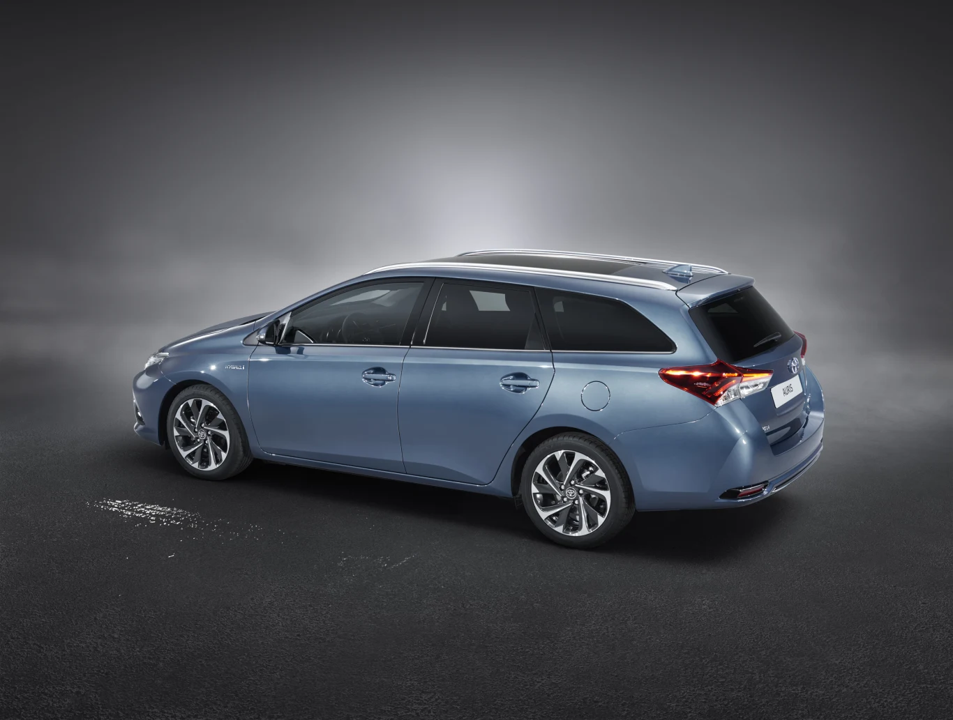 Toyota Auris face lifting