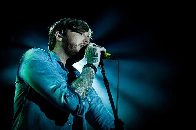 James Arthur podczas koncertu w Warszawie