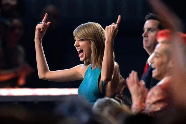 Taylor Swift szalej na gali Grammy (fot. Kevork Djansezian)