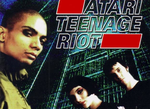 Atari Teenage Riot na okładce "Delete Yourself!"