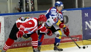 W środę na lodzie lepsi byli krakowianie, ale dzień później zostali ukarani walkowerem