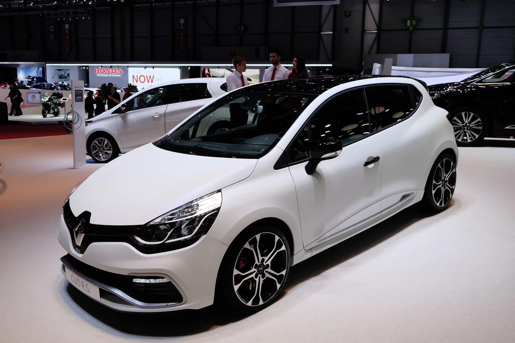 Renault Clio RS 220 Trophy