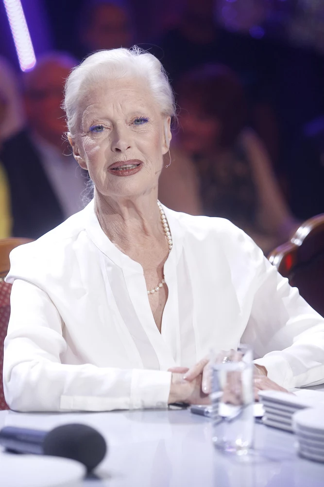 Beata Tyszkiewicz Beata Tyszkiewicz