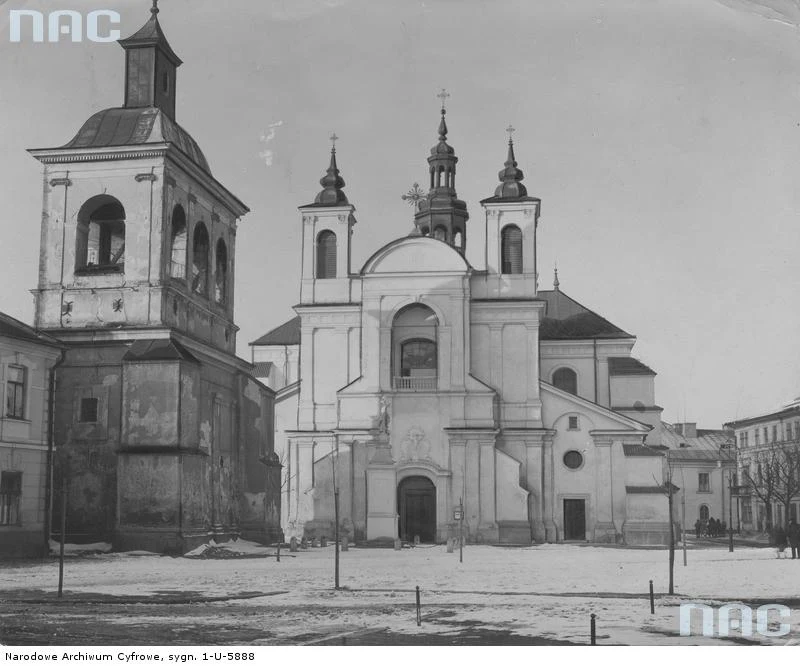 Stanisławów. Kolegiata łacińska z XVII wieku