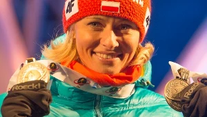 Weronika Nowakowska-Ziemniak z dwoma medalami, które już wywalczyła w Kontiolahti
