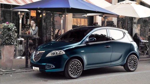 Lancia Ypsilon