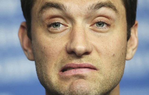 Jude Law został po raz piąty ojcem! Jude Law został po raz piąty ojcem!